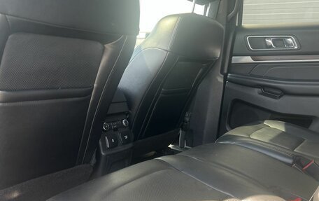 Ford Explorer VI, 2016 год, 2 330 000 рублей, 24 фотография