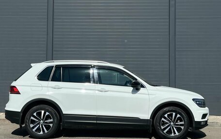 Volkswagen Tiguan II, 2019 год, 2 090 000 рублей, 4 фотография