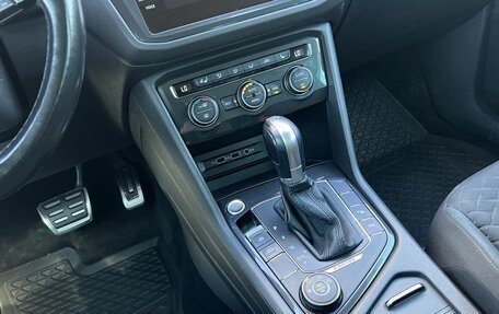 Volkswagen Tiguan II, 2019 год, 2 090 000 рублей, 20 фотография