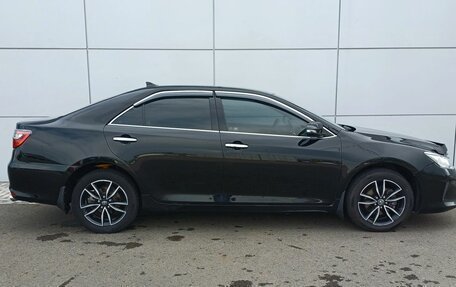 Toyota Camry, 2017 год, 1 920 000 рублей, 4 фотография