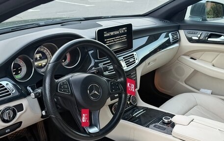 Mercedes-Benz CLS, 2016 год, 2 150 000 рублей, 11 фотография