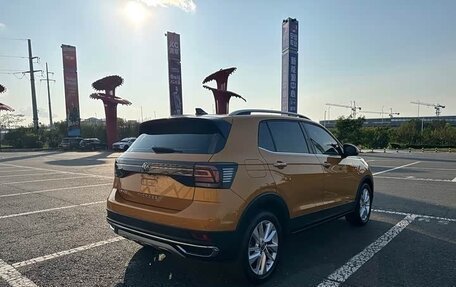 Volkswagen T-Cross I, 2023 год, 1 770 000 рублей, 6 фотография