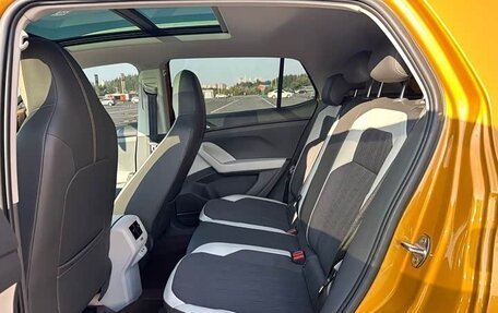 Volkswagen T-Cross I, 2023 год, 1 770 000 рублей, 8 фотография