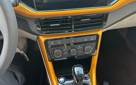 Volkswagen T-Cross I, 2023 год, 1 770 000 рублей, 14 фотография