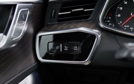 Audi A7, 2018 год, 4 500 000 рублей, 13 фотография