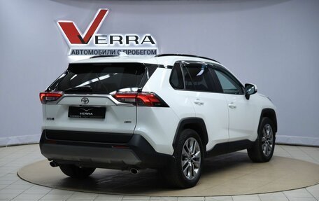 Toyota RAV4, 2022 год, 3 890 000 рублей, 5 фотография