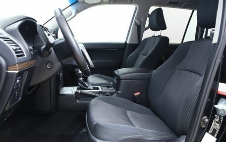 Toyota Land Cruiser Prado 150 рестайлинг 2, 2018 год, 5 350 000 рублей, 11 фотография