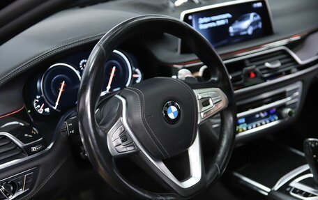 BMW 7 серия, 2016 год, 3 390 000 рублей, 14 фотография