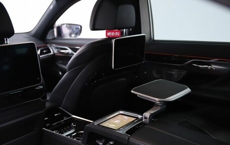 BMW 7 серия, 2016 год, 3 390 000 рублей, 12 фотография