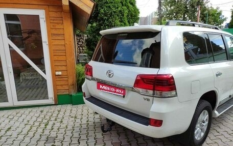 Toyota Land Cruiser 200, 2016 год, 8 500 000 рублей, 3 фотография