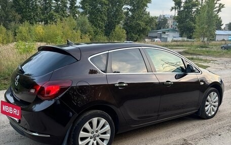 Opel Astra J, 2014 год, 795 000 рублей, 12 фотография
