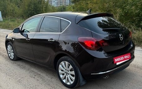 Opel Astra J, 2014 год, 795 000 рублей, 10 фотография