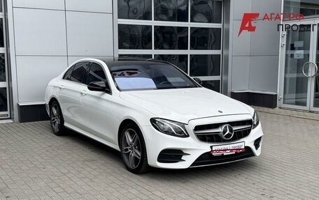 Mercedes-Benz E-Класс, 2018 год, 2 890 000 рублей, 1 фотография
