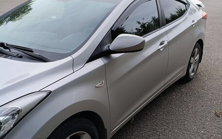 Hyundai Elantra V, 2013 год, 1 200 000 рублей, 2 фотография