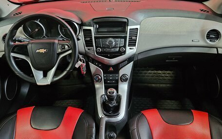 Chevrolet Cruze II, 2012 год, 435 000 рублей, 9 фотография