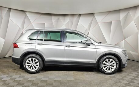 Volkswagen Tiguan II, 2017 год, 1 950 000 рублей, 6 фотография
