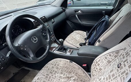 Mercedes-Benz C-Класс, 2006 год, 850 000 рублей, 6 фотография
