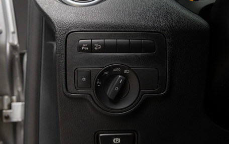 Mercedes-Benz Vito, 2019 год, 3 600 000 рублей, 19 фотография