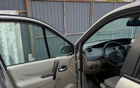 Renault Scenic III, 2004 год, 285 000 рублей, 4 фотография