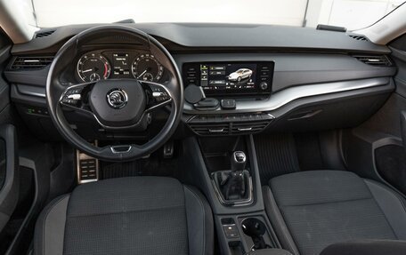Skoda Octavia IV, 2021 год, 2 299 000 рублей, 6 фотография