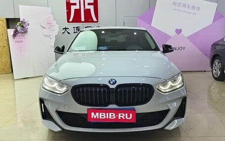 BMW 1 серия, 2023 год, 1 460 000 рублей, 2 фотография