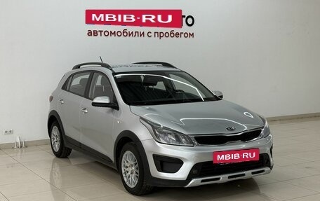 KIA Rio IV, 2018 год, 1 090 000 рублей, 3 фотография