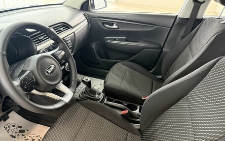 KIA Rio IV, 2018 год, 1 090 000 рублей, 7 фотография