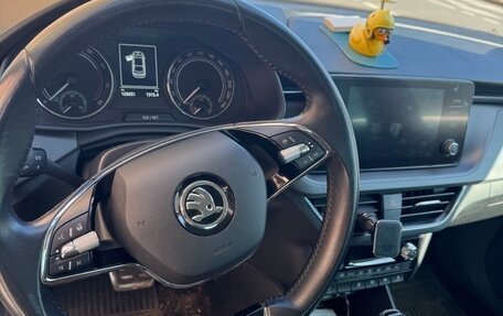 Skoda Rapid II, 2021 год, 1 450 000 рублей, 3 фотография
