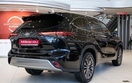 Toyota Highlander, 2026 год, 5 480 000 рублей, 4 фотография