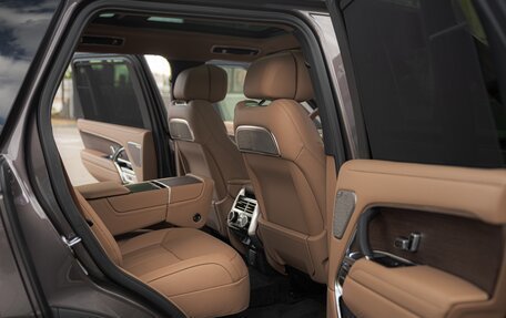 Land Rover Range Rover IV рестайлинг, 2026 год, 24 000 000 рублей, 17 фотография