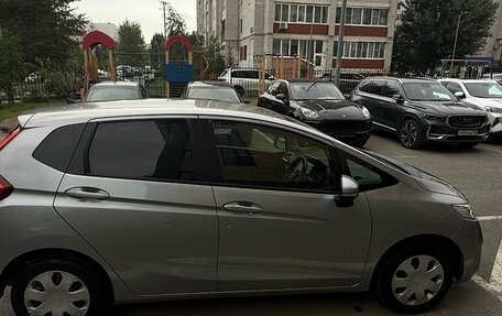 Honda Fit III, 2013 год, 930 000 рублей, 6 фотография