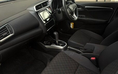 Honda Fit III, 2013 год, 930 000 рублей, 18 фотография