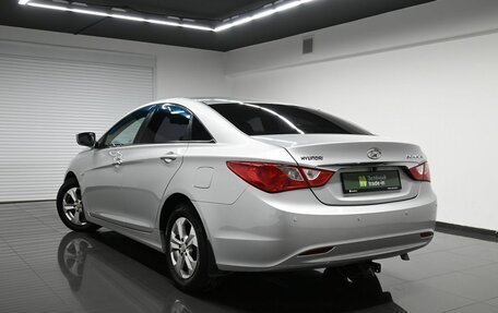 Hyundai Sonata VI, 2011 год, 845 000 рублей, 6 фотография