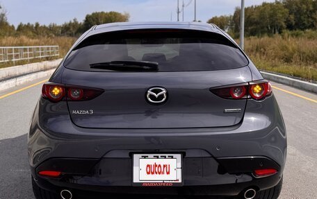Mazda 3, 2021 год, 2 200 000 рублей, 3 фотография