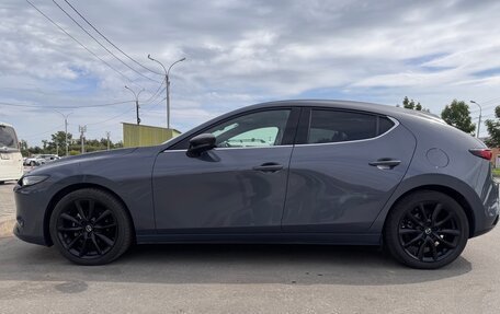 Mazda 3, 2021 год, 2 200 000 рублей, 4 фотография