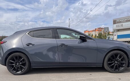 Mazda 3, 2021 год, 2 200 000 рублей, 5 фотография