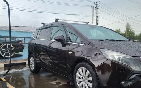 Opel Zafira C рестайлинг, 2013 год, 870 000 рублей, 9 фотография