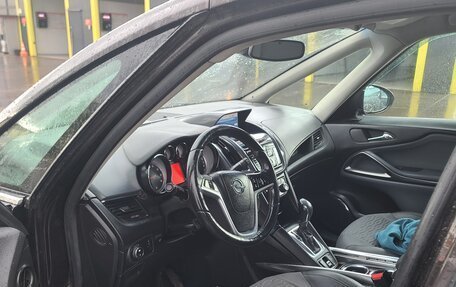 Opel Zafira C рестайлинг, 2013 год, 870 000 рублей, 10 фотография