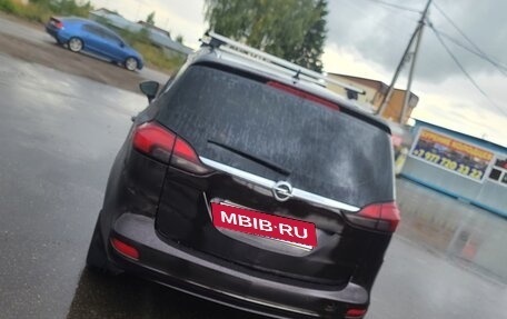 Opel Zafira C рестайлинг, 2013 год, 870 000 рублей, 4 фотография