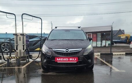 Opel Zafira C рестайлинг, 2013 год, 870 000 рублей, 8 фотография