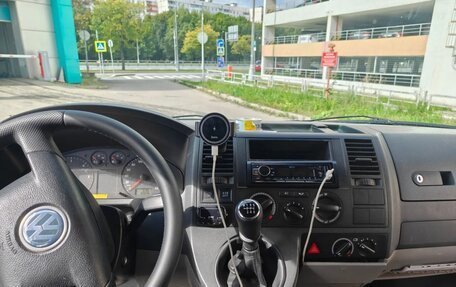 Volkswagen Transporter T5 рестайлинг, 2006 год, 1 500 000 рублей, 2 фотография