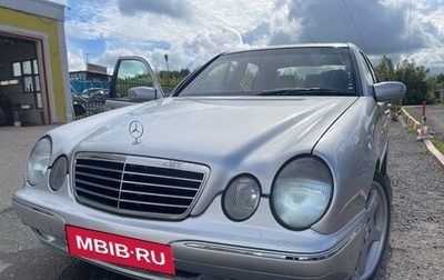 Mercedes-Benz E-Класс, 2002 год, 600 000 рублей, 1 фотография