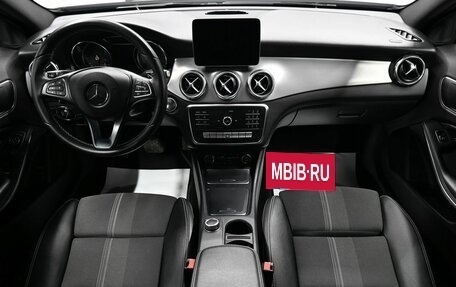Mercedes-Benz GLA, 2017 год, 2 375 000 рублей, 10 фотография