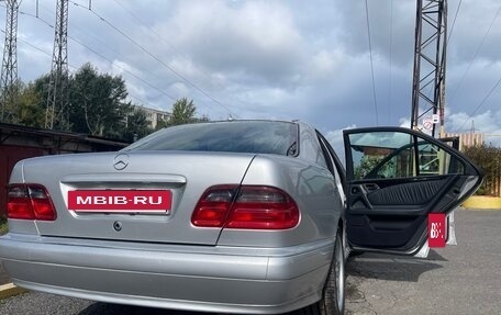 Mercedes-Benz E-Класс, 2002 год, 600 000 рублей, 4 фотография