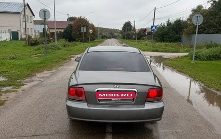 Hyundai Sonata IV рестайлинг, 2001 год, 200 000 рублей, 2 фотография