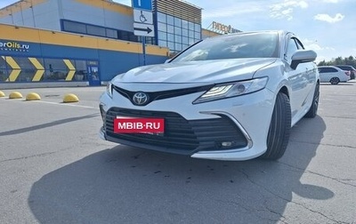 Toyota Camry, 2021 год, 2 750 000 рублей, 1 фотография