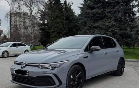 Volkswagen Golf VIII, 2023 год, 2 160 000 рублей, 1 фотография