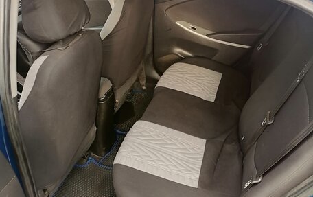 Hyundai Solaris II рестайлинг, 2013 год, 350 000 рублей, 10 фотография