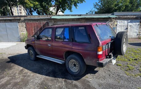Nissan Terrano II рестайлинг, 1991 год, 510 000 рублей, 2 фотография