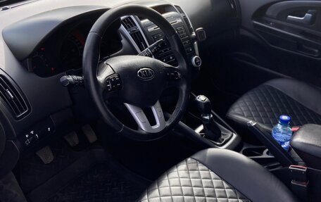 KIA cee'd I рестайлинг, 2010 год, 800 000 рублей, 8 фотография